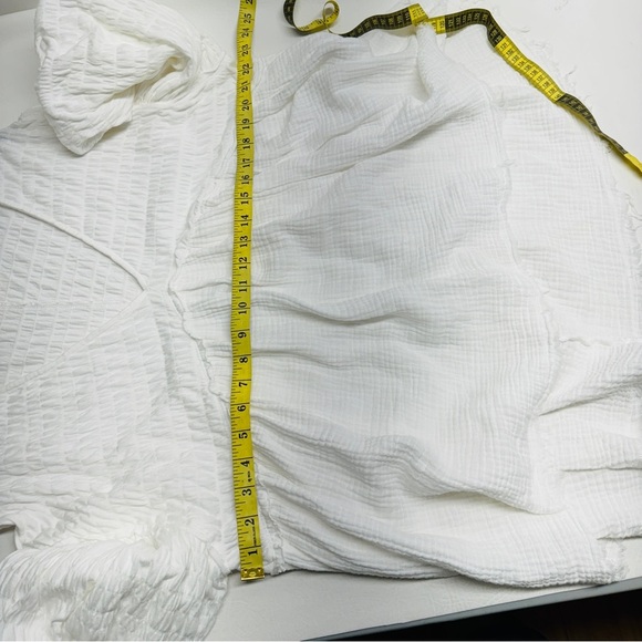 Free People We The Free Flower Power Top White Oversized Gauze Raw Hem
Size XS - Picture 10 of 10